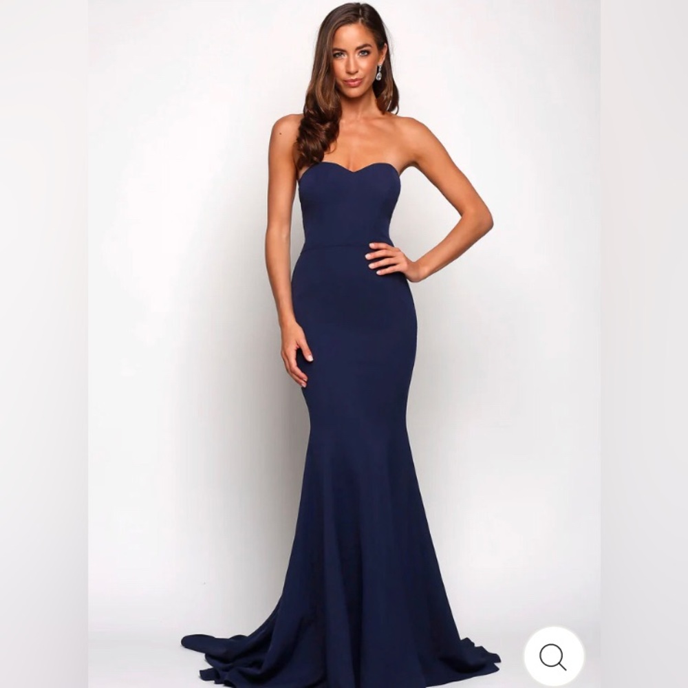 Ivory White Runway Dylan Gown US 4 NWT
